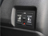 ◆両側電動スライドドア◆狭い駐車場でも乗り降りが楽々♪お子様が隣の車にドアを当ててしまう心配もございません!小さなお子様連れの方もこれで安心。