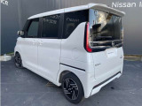 紫外線をカットし車内のプライバシーも守ってくれるプライバシーガラスも装備★