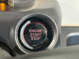 鍵を取り出さなくても、ワンプッシュでエンジンのスタート、ストップが簡単にできて便利です。