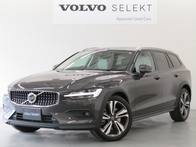 V60クロスカントリーアルティメット B5 AWD 4WD