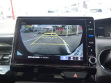 【バックカメラ】駐車時に後方がリアルタイム映像で確認できます。狭いところの駐車や、夜間のバック時に大活躍!運転スキルに関わらず、今や必須となった装備のひとつです。