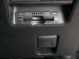 ETC車載器付きです。高速道路の料金所もスムーズに通過できます。