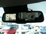 ルームミラーの片隅にアラウンドビューモニターの映像が映しだされます♪