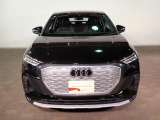 Q4スポーツバックe-tron  40 e-tron