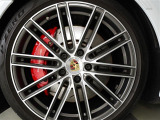オプション:21インチ911ターボデザインホイール