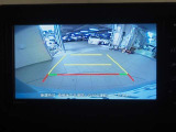 車庫入れなどに活躍するバックモニターも付いてます!