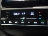 フルオートエアコン搭載。好みの温度に設定するだけで、風向や風量を自動でコントロール!いつでも快適な車内環境に。