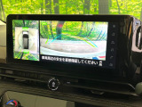 【アラウンドビューモニター】専用のカメラにより、上から見下ろしたような視点で360度クルマの周囲を確認することができます☆死角部分も確認しやすく、狭い場所での切り返しや駐車もスムーズに行えます。