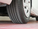 新品のタイヤに交換済みです。