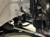 お車を安心してお乗りいただく為には、足回りの定期点検が欠かせません。サービスサポート(有償保証)では無料点検もご提供しており、安心のカーライフをお過ごしいただけるサポート体制が整っています。