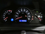 とっても見やすいメーターです。夜間時はラグジュアリーな気分にさせてくれる照明が魅力ですので、夜のドライブも楽しみになりますよ♪