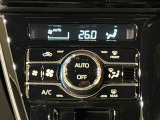 車内空調は&rdquo;AUTOエアコン&rdquo;にお任せ。運転に集中出来ますよ!