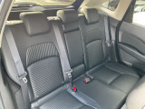 後部座席も当然、綺麗・清潔に仕上げております。内装の綺麗なお車は気持ちが良いですし、コンディションのいい車が多いです。前のユーザーが丁寧に使っていた証拠です。