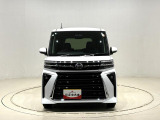 細部にメッキパーツの煌き。大人の感性に響く洗練さを身にまとった後期タントカスタムが入荷致しました。