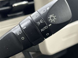 AUTOの位置にセットしておくと、暗くなったら自動でライトの点灯をサポートしてくれます!高速道路でのトンネル通過時など便利です!