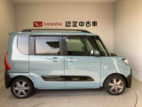 車両右側面からの写真になります。車をご覧になりたい時はお気軽に最寄りの店舗へご相談下さい。