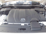 直列6気筒ディーゼルエンジンにMAZDA独自の48Vマイルドハイブリッドシステムを組み込んだディーゼルハイブリッド仕様です。