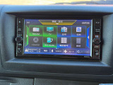日産純正メモリーナビ。操作も簡単なタッチパネルです。