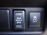 【VDC】運転操作やクルマの速度を検知して、ブレーキやエンジン出力の制御を 自動的に行い、滑りやすい路面やカーブを曲がるときや障害物を回避するときにクルマ の横滑りを軽減し、運転に安心感を与えます。