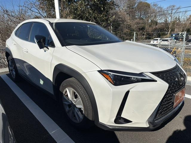 UX 200 バージョンC 禁煙車 純正12.3型ナビ フルセグ