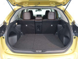広々としたラゲージスペースを備えています。大きなものや長さのある荷物もしっかりと積み込めます。