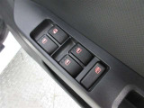運転席から操作可能なパワーウィンドウ!