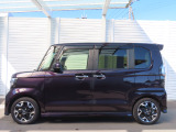 車検整備実施後お渡ししております。安心してお乗り頂ける様必要な消耗品などの交換いたします。納車準備費用や納車整備費用など追加で頂く事はありませんのでご安心下さい。