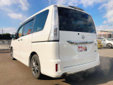 当店では軽自動車から普通車まで幅広くオールメーカーの車種・色・グレードを豊富に揃えております。