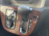 【 シフト 】シフトも操作しやすく快適なドライブを楽しんでいただけます♪