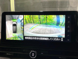 【アラウンドビューモニター】専用のカメラにより、上から見下ろしたような視点で360度クルマの周囲を確認することができます☆死角部分も確認しやすく、狭い場所での切り返しや駐車もスムーズに行えます。