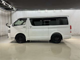 スライドドア開口部が広く荷物の出し入れがスムーズにできます。