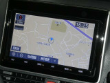 【9インチ純正ナビ】純正ナビを装備。タッチパネル式で使いやすく、詳細地図により目的地をピンポイントで設定できます。初めての道でも迷いにくく、ロングドライブも快適ですよ♪