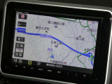 【8インチ純正ナビ】純正ナビを装備。タッチパネル式で使いやすく、詳細地図により目的地をピンポイントで設定できます。初めての道でも迷いにくく、ロングドライブも快適ですよ♪
