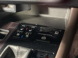【シートベンチレーション】夏場の暑い日でも、シートの座面や背もたれの部分から風が送られてくるので、蒸れを防ぎます!また換気などの効果もあり、室内環境を整えてくれます。