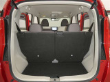 広々としたラゲージスペースを備えています。ライフスタイルに合わせていろいろな物を積み込めます!