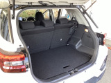 リアシートがあっても、しっかり荷物を積む事ができます。
