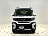 【当社専門スタッフがキレイにしてます】ダイハツ広島では展示前に当社中古車センターにてクリーニング!店舗でも定期的に洗車♪品質には自信があります!お気軽にご来店下さい
