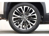 タイヤサイズ 215/50R18