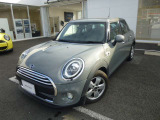 ミニ  ヴィクトリア 5ドア DCT