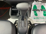 お車の状態をしっかりとお伝えするために1台の車両に付き40枚以上の画像を用意しております。外装はもちろん、室内の装備やお車の特徴などごらんください。