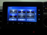 センターパネルにスッキリと収まった純正オーディオです!お気に入りの音楽・ラジオを聴きながら楽しいドライブをお楽しみくださいね♪