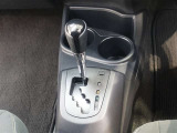 ゲート式のシフトレバーを装備しております!直感的に操作できますので、誰でも使いやすいですね(^^♪