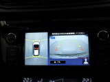 バックモニターも装備しております。バックギアに入れるとナビ画面に車の後方が映し出されます。これで後方確認も安心!