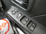 スーパーアップル青森店は、新車販売・中古車販売・車検・整備・鈑金塗装・用品販売・自動車保険を取扱い、トータル・カーライフサポート店舗です。
