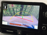 【バックカメラ】駐車時に後方がリアルタイム映像で確認できます。大型商業施設や立体駐車場での駐車時や、夜間のバック時に大活躍!運転スキルに関わらず、今や必須となった装備のひとつです!