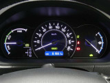 各操作スイッチは使いやすい位置に配置され、とっても見やすいメーターです。夜間時はラグジュアリーな気分にさせてくれる照明が魅力ですので、夜のドライブも楽しみになりますよ♪
