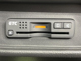 【ETC】高速道路の料金所をストレスなく通過!話題のスポットやサービスエリアに多い「スマートIC」利用時は必須のアイテムです。当店でセットアップを実施、ご納車当日からすぐにご利用いただけます!