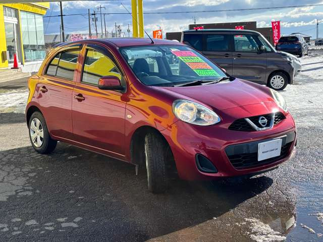 日産 マーチ 1.2 X FOUR 4WD の中古車詳細 (76,000km, ラディアン