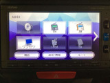 ナビゲーションはワンセグTV対応のGathers純正メモリーナビを搭載しています。Bluetoothオーディオ機能がありますので、スマートフォンなどの音楽も再生できます。