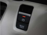 ◆オートブレーキホールド機能付き電子パーキングブレーキ◆ブレーキペダルを足から離しても停車状態を保ちます。アクセルを踏めば自動でブレーキが解除され、発進可能!